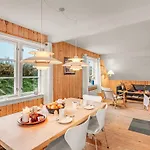 Semesterbostad Christensen - 100m From The Sea By Interhome