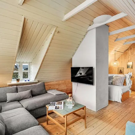 Christensen - 100m From The Sea By Interhome *