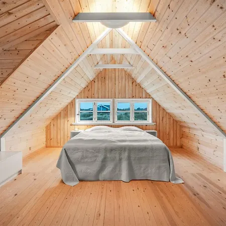 Christensen - 100m From The Sea By Interhome *