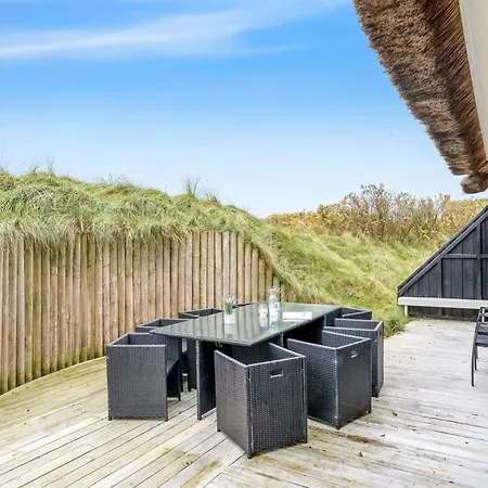 Holiday home Christensen - 100m From The Sea By Interhome *
