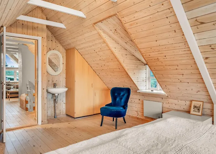 Christensen - 100m From The Sea By Interhome *